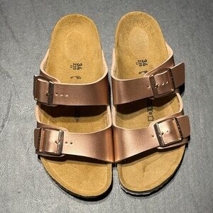 Girls Size 3 Birkenstock Rose Gold Slides Brand New